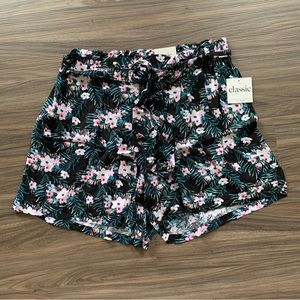 New! Classic concept Shorts Floral Prints Tie Front Size 3X